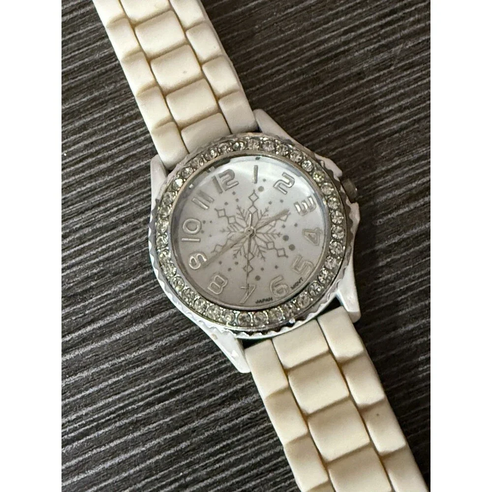Geneva platinum snowflake